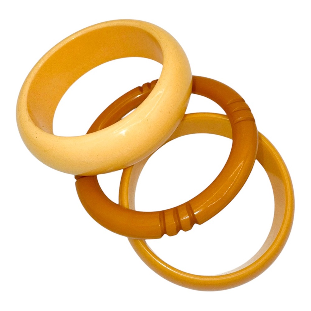 *Set of 3* Butterscotch Carved Bakelite Bangle Bracelets -Simi Pos-